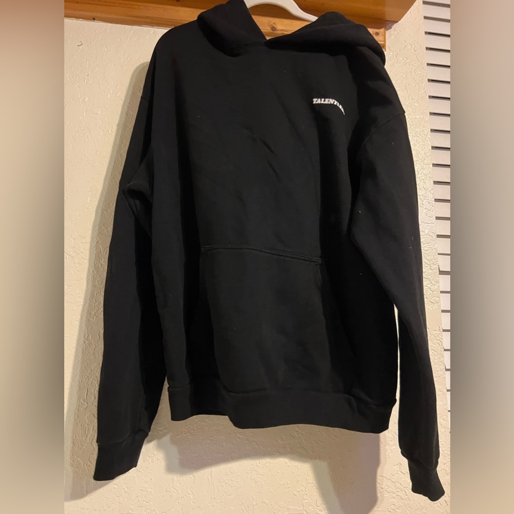 Used limited edition Talentless men’s hoodie size xl “please wash your hands”